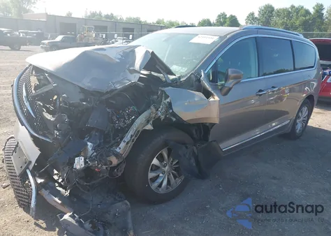 2018 Chrysler Pacifica Touring L Plus из США, поврежденный, VIN 2C4RC1EG7JR144274